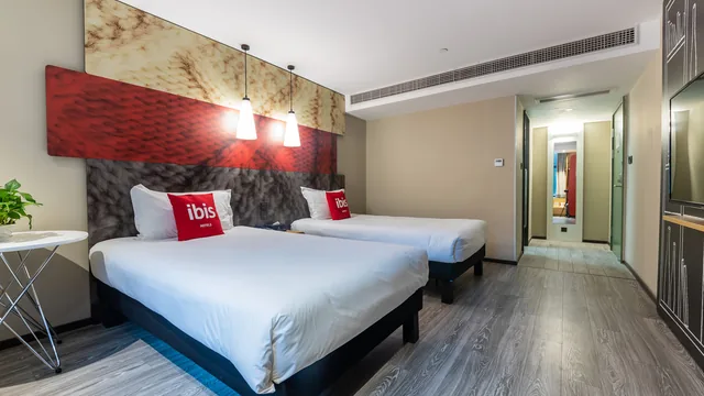 Ibis Chongqing Jiefangbei Pedestrian Street Hotel photo 9