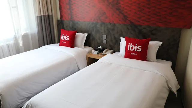 Ibis Lanzhou Square west entrance Hotel photo 1