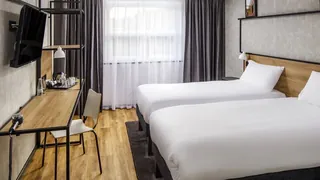 Ibis Wakefield East-Castleford
