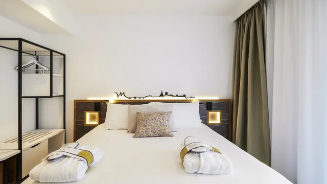 Mercure Avignon Gare TGV photo 1