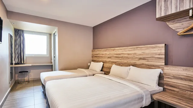Ibis budget Singapore Crystal photo 11