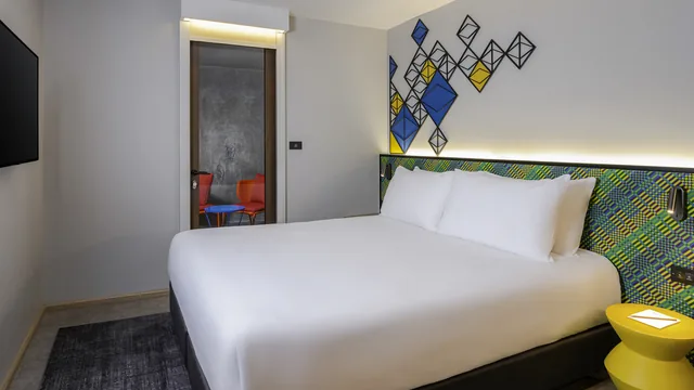 Ibis Styles Bangkok Silom photo 2