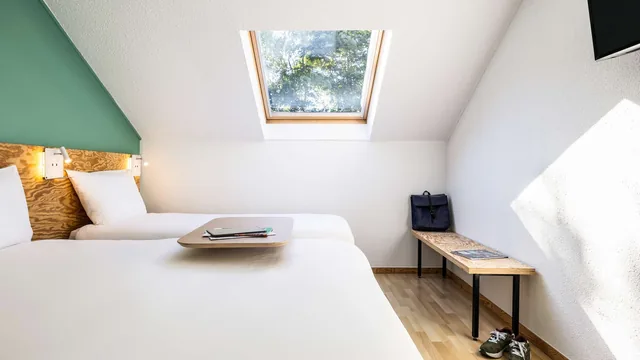 greet Brussels Airport Zaventem photo 1