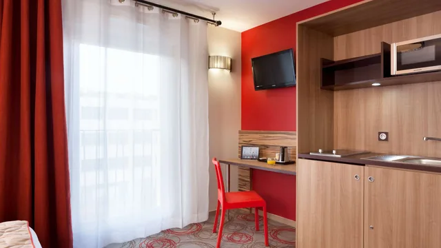 Aparthotel Adagio Lyon Patio Confluence photo 4