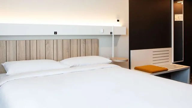 Ibis Berlin Airport (newly opened) photo 8