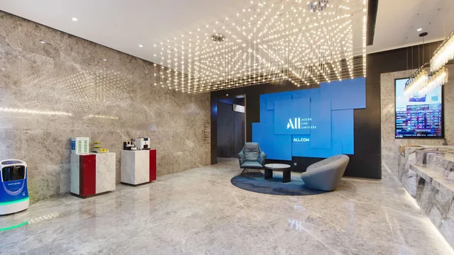 Novotel Living Yunnan Dianchi Times photo 5