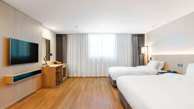 Ibis Styles Ambassador Jeonju City Centre photo 3