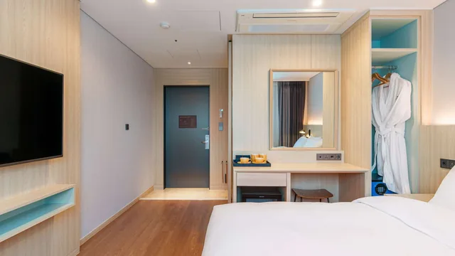 Ibis Styles Ambassador Jeonju City Centre photo 4