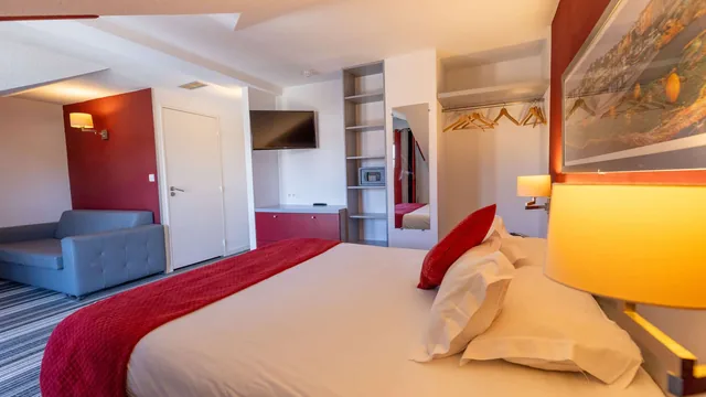 Hotel Donibane Saint-Jean-de-Luz photo 4