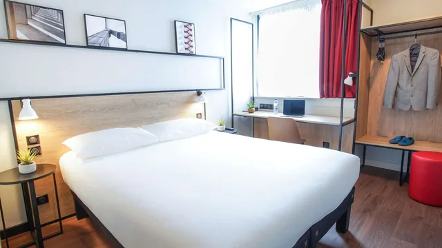 Ibis Paris Nord Porte de St-Ouen photo 3