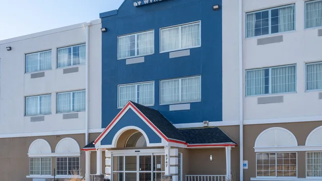 AmericInn by Wyndham Cedar Rapids North photo 4