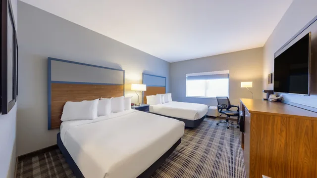 AmericInn by Wyndham Duluth photo 7