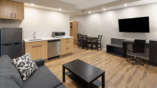 Baymont by Wyndham West Edmonton photo 7