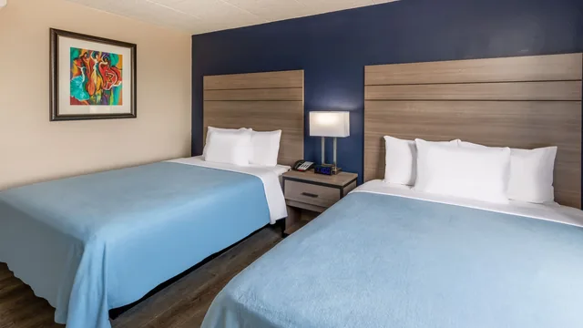 Baymont by Wyndham Laredo photo 2