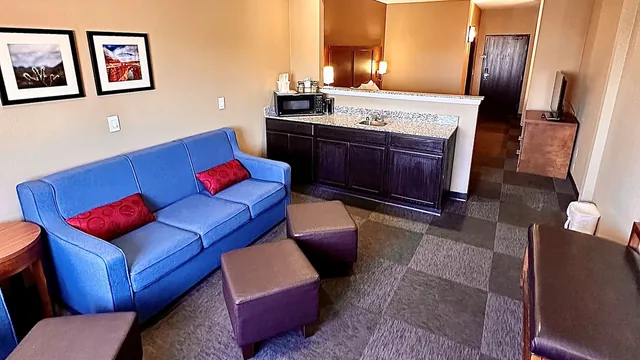 Baymont by Wyndham Phoenix North photo 11