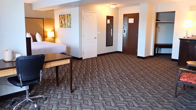 Days Inn by Wyndham Airdrie photo 6