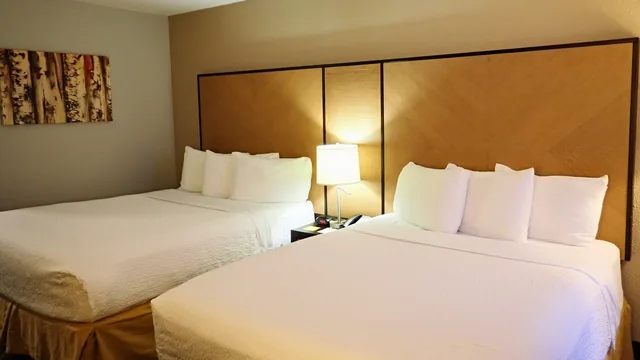 Days Inn by Wyndham Airdrie photo 9
