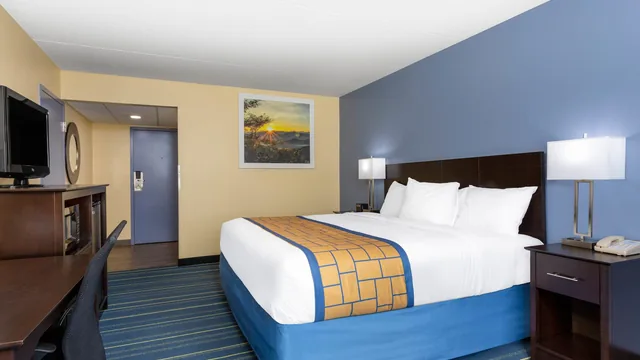 Days Inn by Wyndham Augusta photo 7