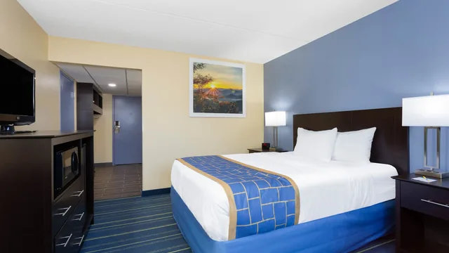 Days Inn by Wyndham Augusta photo 8