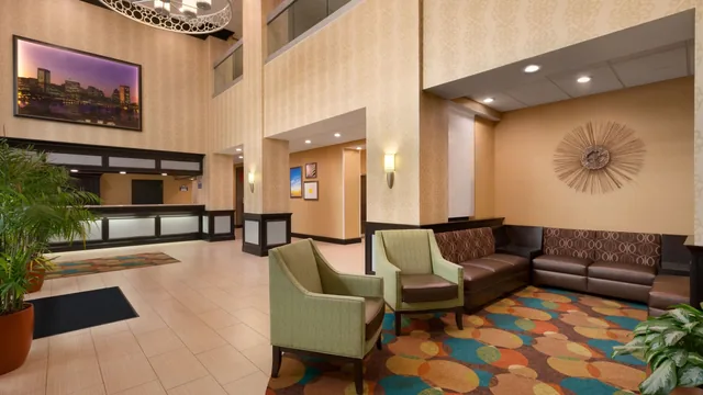 Days Inn by Wyndham Baltimore Inner Harbor photo 12