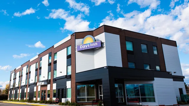 Days Inn by Wyndham Berthierville photo 11