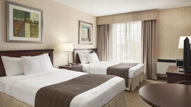 Days Inn by Wyndham Brantford photo 6