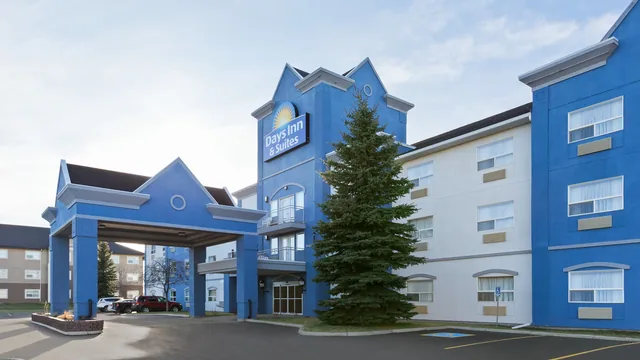 Days Inn & Suites by Wyndham Brooks photo 7