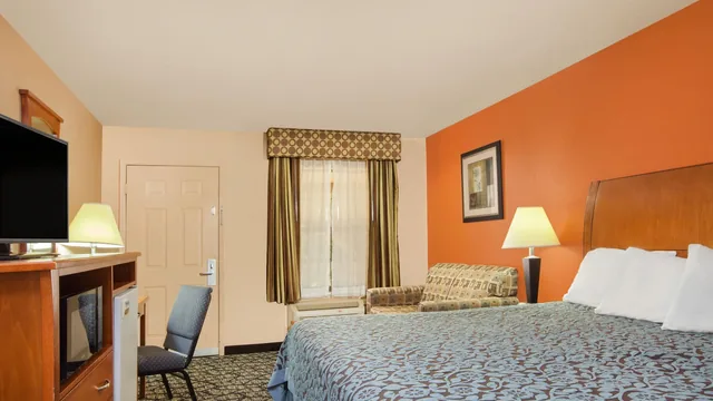 Days Inn by Wyndham Centerville photo 6