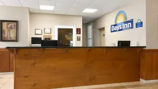 Days Inn by Wyndham Chetwynd