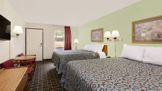 Days Inn by Wyndham Cleveland TN photo 10