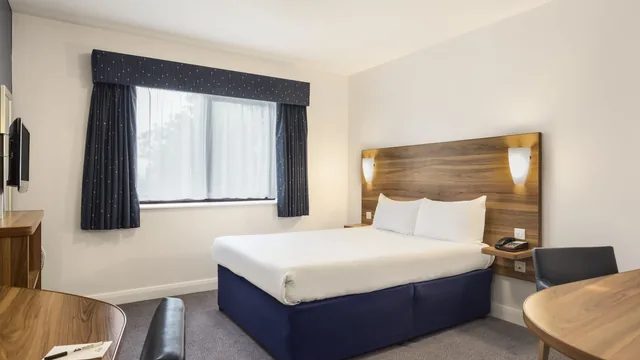 Days Inn by Wyndham Corley NEC M6 photo 3