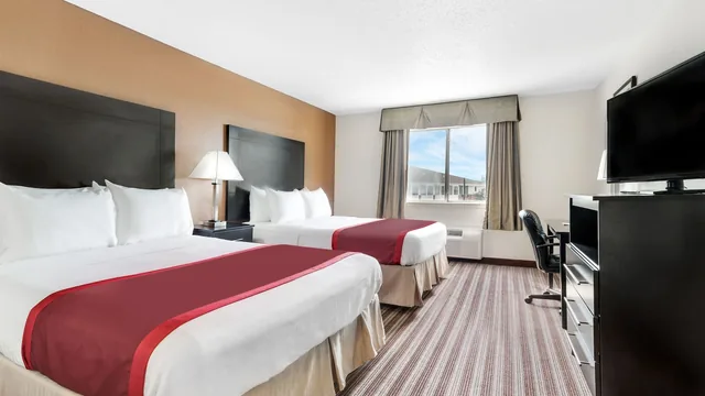 Days Inn & Suites by Wyndham Dallas photo 11