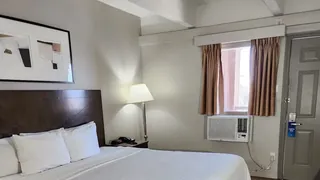 Days Inn by Wyndham Denver Downtown