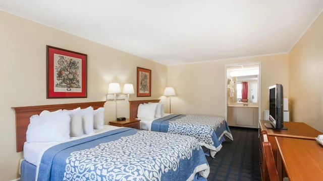 Days Inn by Wyndham Dover Downtown photo 10