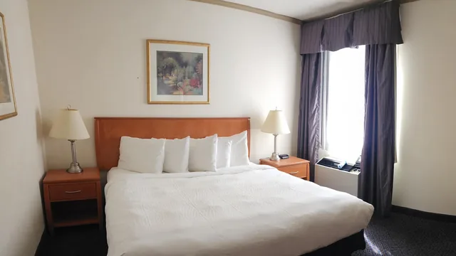 Days Inn by Wyndham Drayton Valley photo 2