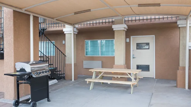 Days Inn by Wyndham El Centro photo 1