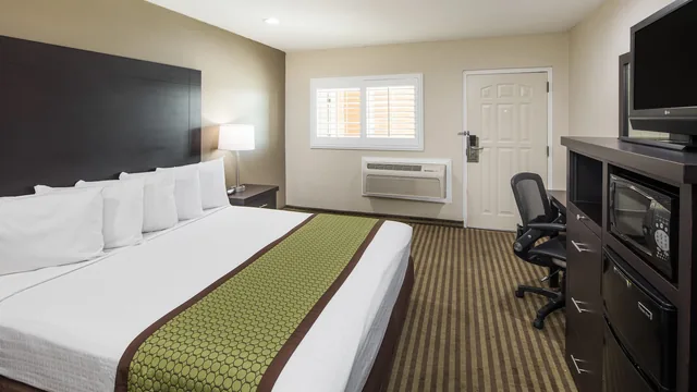 Days Inn by Wyndham El Centro photo 6
