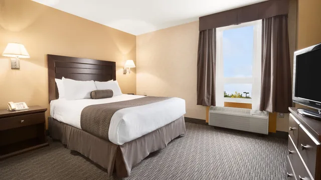 Days Inn by Wyndham Estevan photo 9