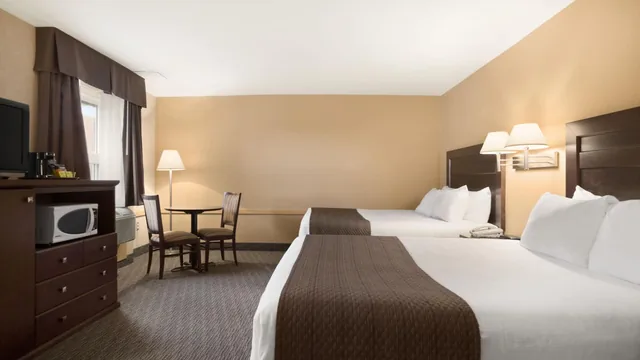 Days Inn by Wyndham Estevan photo 10