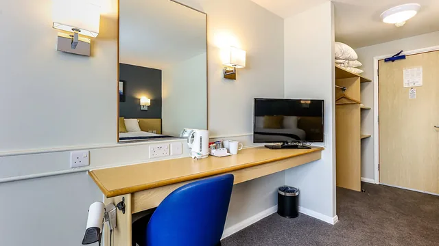 Days Inn by Wyndham Fleet M3 photo 2