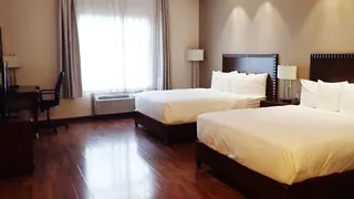 Days Inn & Suites by Wyndham Fort Saskatchewan