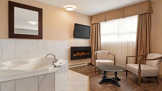 Days Inn by Wyndham Fredericton photo 3