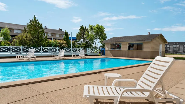 Days Inn by Wyndham Fredericton photo 6
