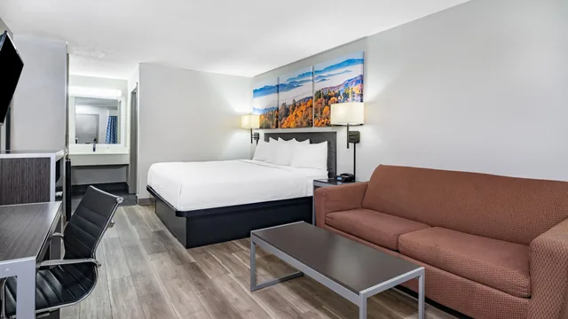 Days Inn by Wyndham Hamilton photo 6