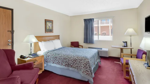 Days Inn by Wyndham Jackson photo 7