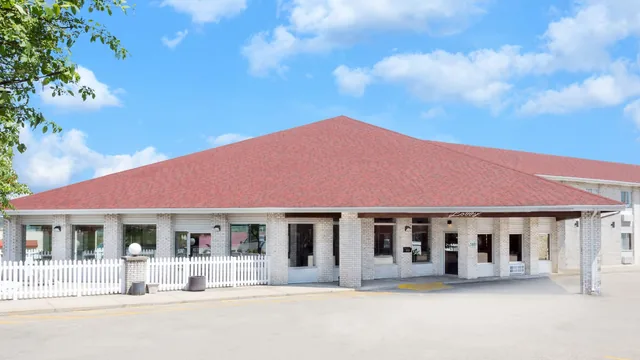 Days Inn by Wyndham Jackson photo 8