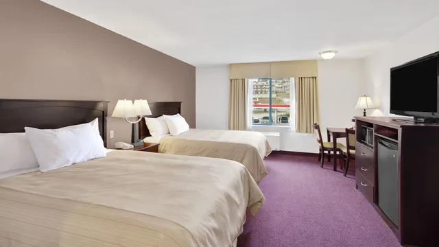 Days Inn by Wyndham Kamloops BC photo 5