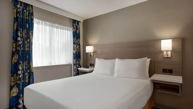 Days Inn by Wyndham Kelowna photo 7