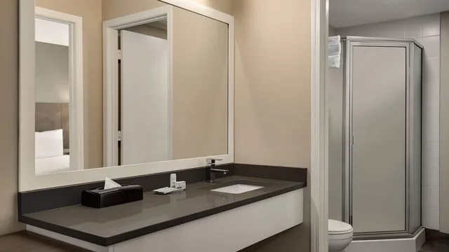 Days Inn by Wyndham Kelowna photo 12
