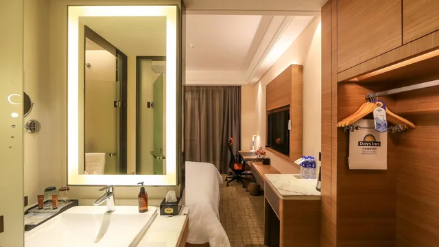 Days Inn by Wyndham Lanzhou photo 11